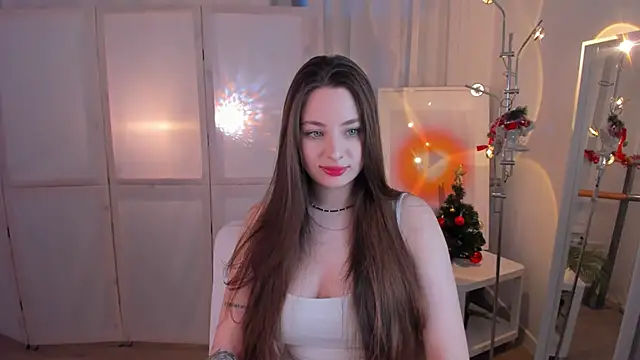 Snapshot of MoonLissa chatting on 12/28/24, 12:35 MoonLissa online show from 12/28/24, 12:35