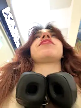 Lily  Belle online show from 12/03/24, 01:10