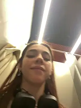 Lily  Belle online show from 01/04/25, 01:10