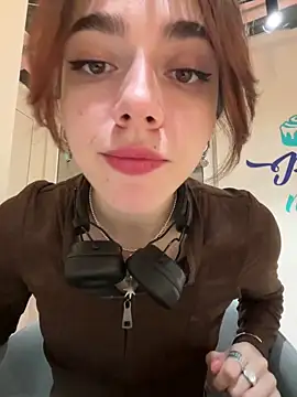 Lily  Belle online show from 02/04/25, 03:15