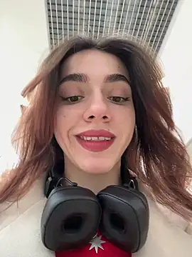 Lily  Belle online show from 02/25/25, 01:06