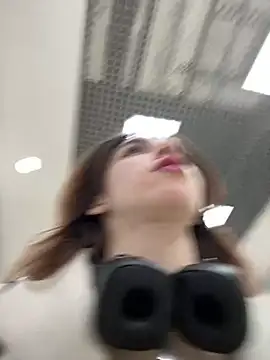 Lily  Belle online show from 02/25/25, 04:10