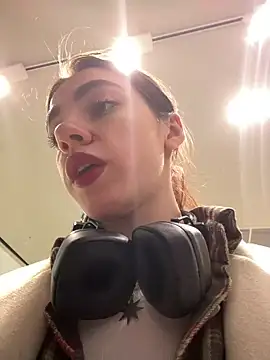 Lily  Belle online show from 03/04/25, 02:10