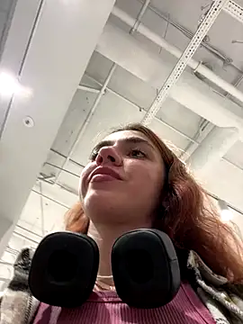 Lily  Belle online show from 09/10/25, 12:16