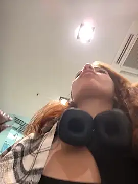 Lily  Belle online show from 09/11/25, 12:16