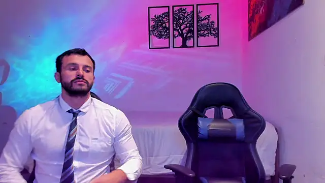 AlexJaz11 online show from 06/18/26, 09:36