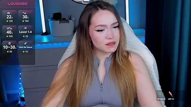 Snapshot of Evia_r0se chatting on 09/27/25, 04:23 Evia r0se online show from 09/27/25, 04:23