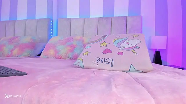 Snapshot of lila_rush chatting on 02/01/25, 11:27 lila rush online show from 02/01/25, 11:27