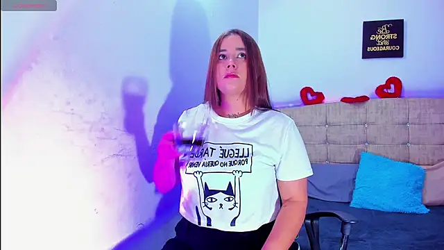 Catherine summer1 online show from 12/14/25, 03:01