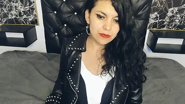 scarlett w0lf online show from 01/29/25, 07:43