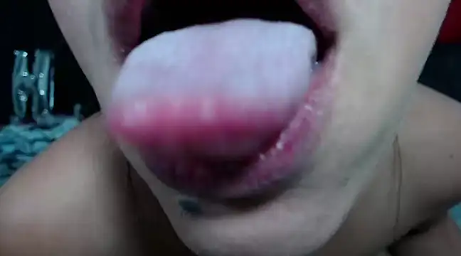 SusanLeroy online show from 12/31/24, 08:04