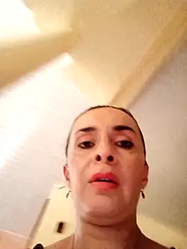 Snapshot of Samantha_Sullivan_ chatting on 09/25/25, 04:11 Samantha Sullivan  online show from 09/25/25, 04:11