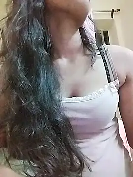 MISSQUEEN48 online show from 06/07/26, 05:16