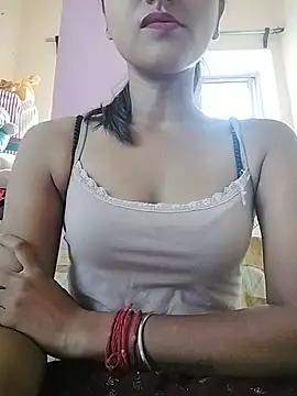 MISSQUEEN48 online show from 07/18/26, 06:17