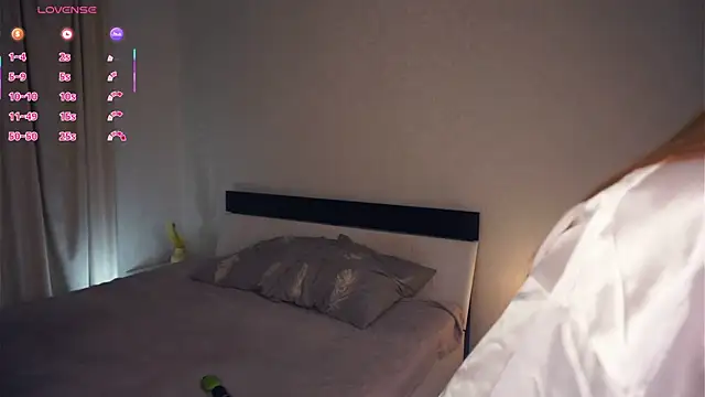 CathrynGeer online show from 01/28/25, 06:17