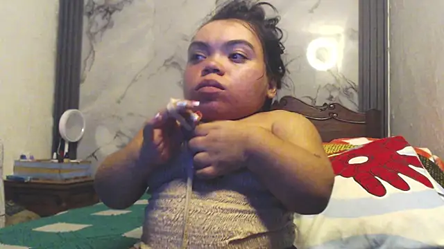 Snapshot of Michelle_Brooks chatting on 01/28/25, 03:47 Michelle Brooks online show from 01/28/25, 03:47