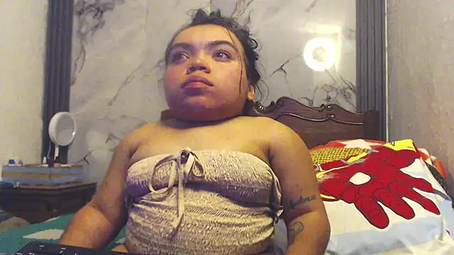 Snapshot of Michelle_Brooks chatting on 01/29/25, 04:15 Michelle Brooks online show from 01/29/25, 04:15