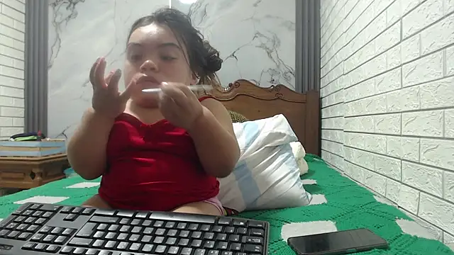 Snapshot of Michelle_Brooks chatting on 01/31/25, 07:18 Michelle Brooks online show from 01/31/25, 07:18