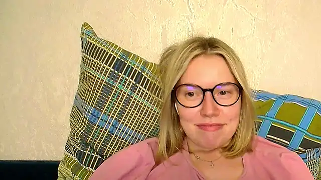 TaylorBre online show from 05/22/26, 11:43