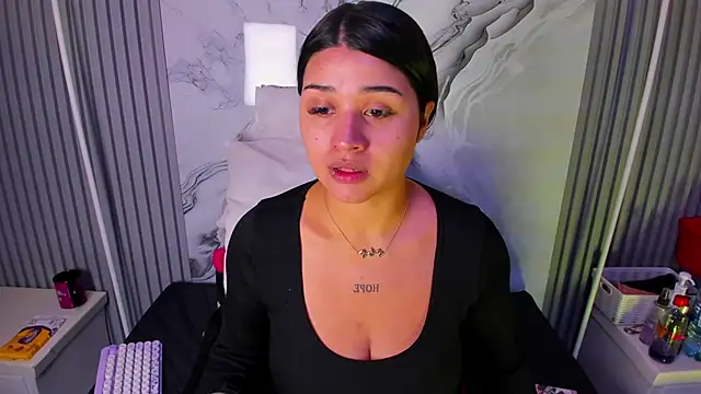 venusowen  online show from 05/11/26, 01:17