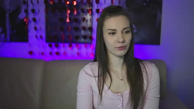 StephanieNeeson online show from 02/19/25, 10:31
