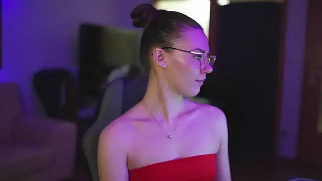 StephanieNeeson online show from 02/22/25, 10:09