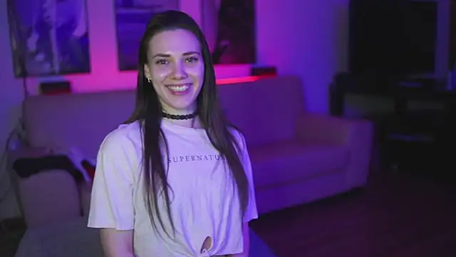 StephanieNeeson online show from 03/17/25, 10:49