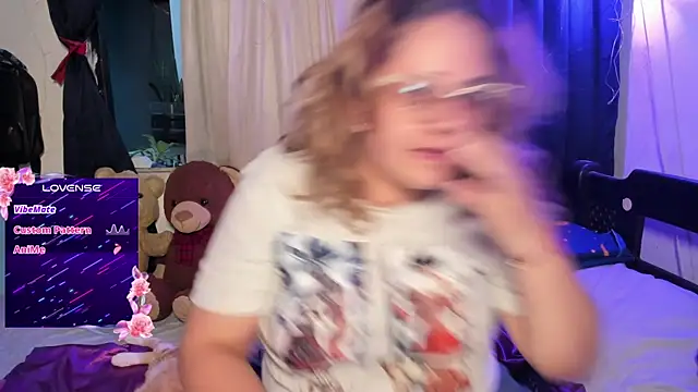 AnnieBigBoobs online show from 09/29/25, 10:36