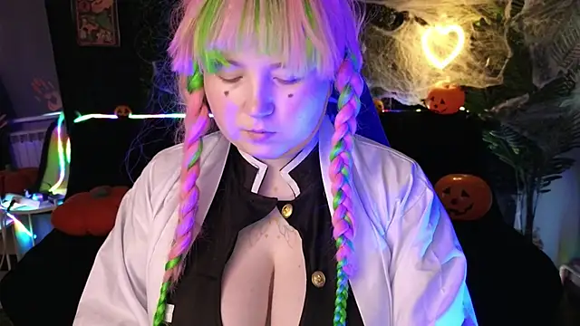 Snapshot of ChimberWol chatting on 10/31/25, 02:01 ChimberWol online show from 10/31/25, 02:01