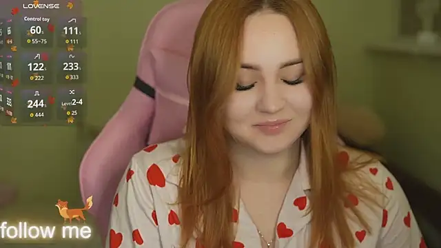 Snapshot of LovelyBell chatting on 11/22/25, 03:11 LovelyBell online show from 11/22/25, 03:11