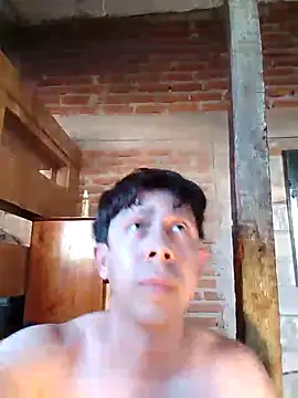 Snapshot of hoy_toyboy chatting on 01/03/25, 10:40 hoy toyboy online show from 01/03/25, 10:40