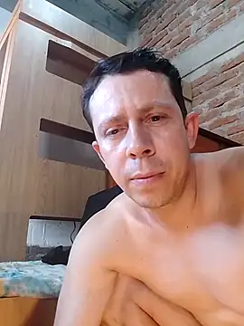 Snapshot of hoy_toyboy chatting on 01/04/25, 08:27 hoy toyboy online show from 01/04/25, 08:27