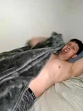 Snapshot of hoy_toyboy chatting on 03/15/25, 08:26 hoy toyboy online show from 03/15/25, 08:26