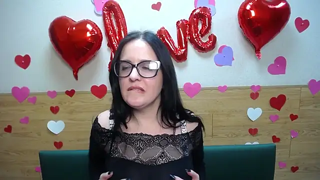 TayaBoret online show from 02/18/25, 12:15