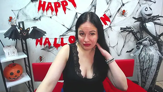 TayaBoret online show from 10/18/25, 05:25