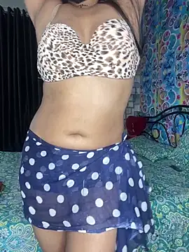 Hot royalbhabhi online show from 12/29/24, 04:08