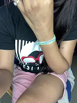 Hot royalbhabhi online show from 01/12/25, 10:45