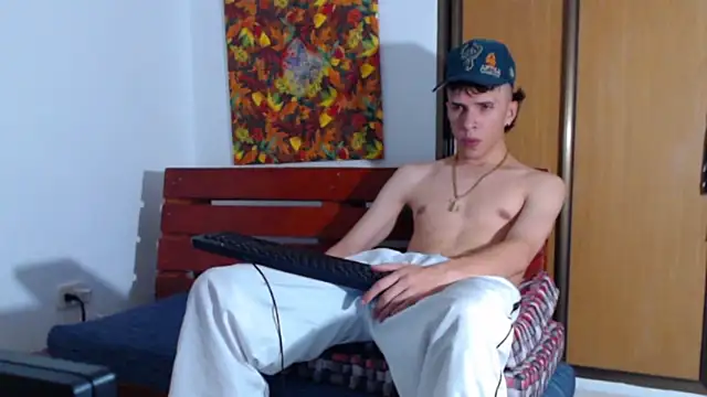Keeny16 online show from 01/16/25, 04:50