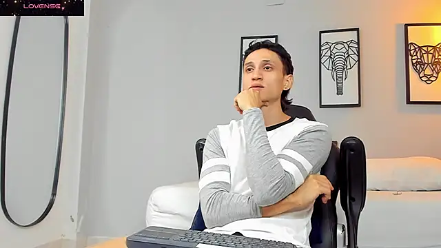 connor twink online show from 12/16/24, 03:00