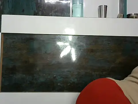l l ish online show from 01/20/25, 09:24