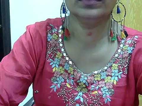 l l ish online show from 09/24/25, 05:44