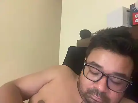 coolboy6566 online show from 06/06/26, 07:29