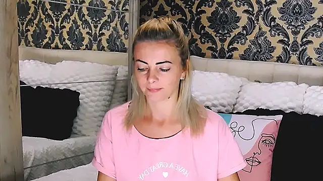 Aly girl1 online show from 09/27/25, 09:03