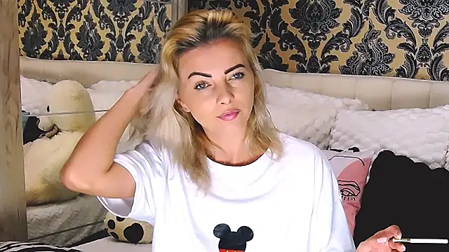 Aly girl1 online show from 10/05/25, 09:07