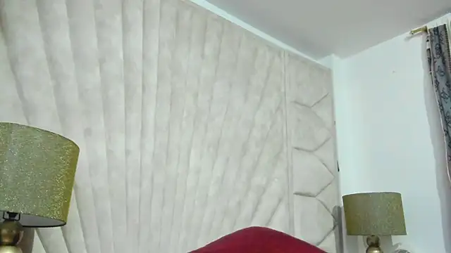 Jade squirtt online show from 11/11/25, 10:15