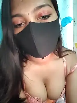 Reena Singh53 online show from 12/25/24, 08:51