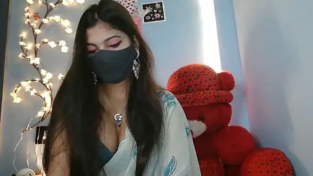 Reena Singh53 online show from 10/05/25, 11:41