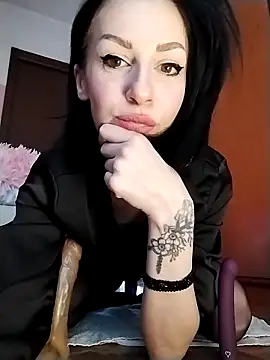 Snapshot of dahlia_82 chatting on 03/18/26, 09:23 dahlia 82 online show from 03/18/26, 09:23