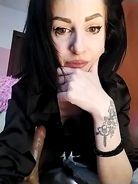 Snapshot of dahlia_82 chatting on 03/27/26, 08:48 dahlia 82 online show from 03/27/26, 08:48