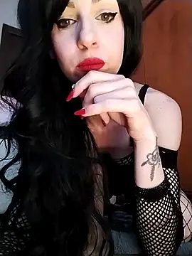 Snapshot of dahlia_82 chatting on 04/22/26, 08:39 dahlia 82 online show from 04/22/26, 08:39